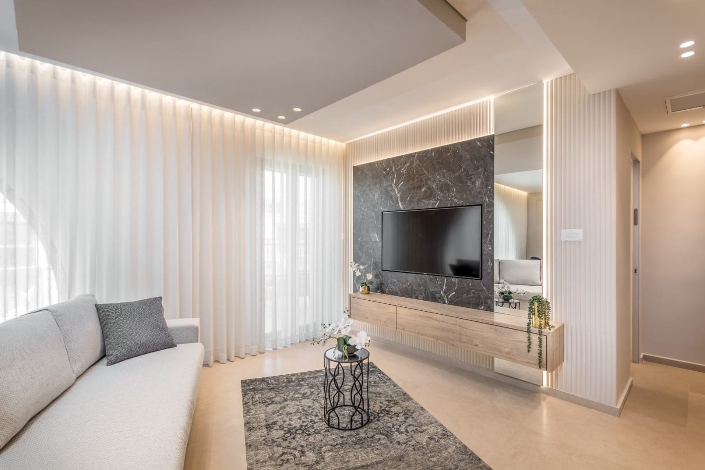 Dining area — Legacy, interior design by Hanna Saadoun, David's Village, Jerusalem