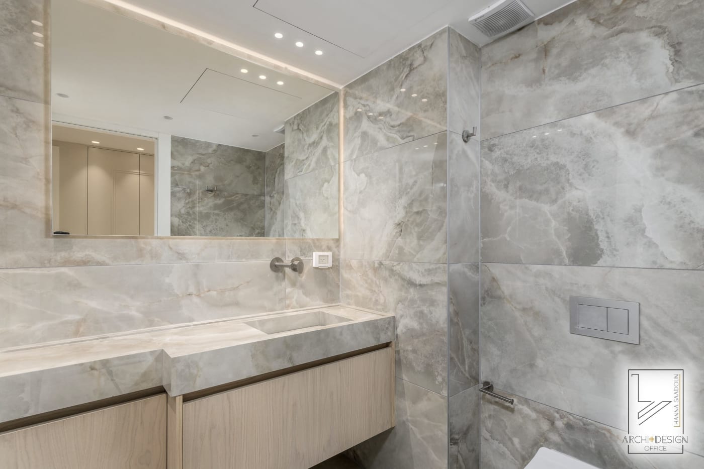 Children's bathroom — Mishkenot Ha'Uma, interior design by Hanna Saadoun, Rova Chutz, Jerusalem