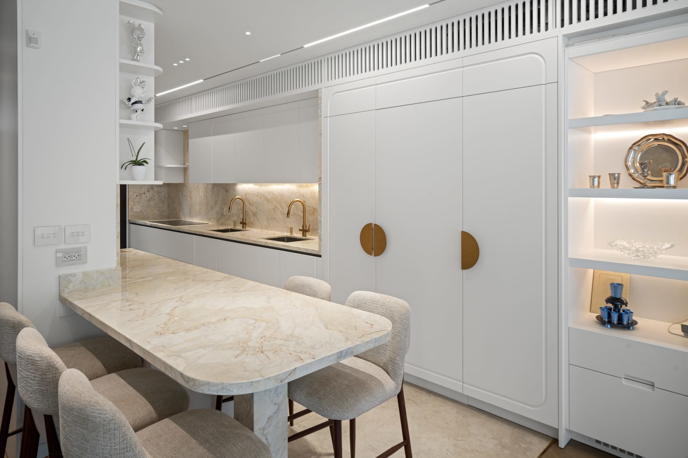 Interior — Yeffe Enayim, interior design by Hanna Saadoun, David's Village, Jerusalem