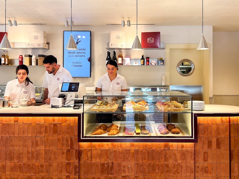 Adicto y Adicta - Cafetería