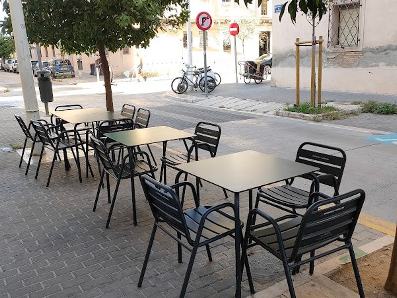 La Revoltosa Bar