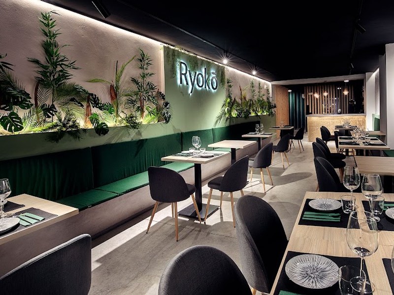 Ryokō - Nikkei Sushi Bar