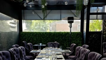 Refined Restaurant and Cocktail Bar – Balwyn, Melbourne, VIC
