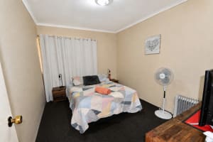 Authentic Country Hotel with 3 GMEs - South Hay Hotel