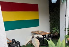 Chattels Sale - Takeaway/Restaurant opportunity in Elwood! (Our Ref: V2082)