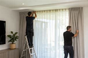 42 years+, Curtains & Blinds, Inner North, + Freehold Option