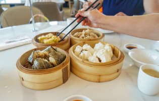 Beachside Rosebud Asian Dine-In & Takeaway | $35K Weekly sales in Peak Seasons [2512081]