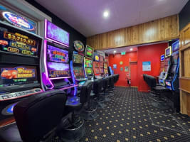 Maitland Hotel South Australia FREEHOLD INVESTMENT
