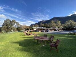 A BEAUTIFUL LOCATION TO OWN YOUR OWN FREEHOLD MOTEL - 1836MF