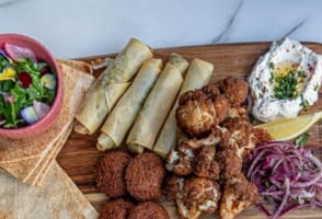 Thriving Cafe/Restaurant in Prime Carlton Rathdowne St Location (Our Ref: V2095)