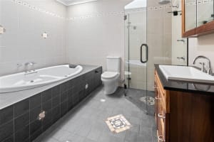 Blueberry Greens Award-Winning Farm + Freehold Lifestyle Property