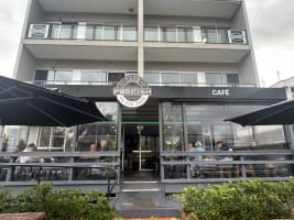 Busy Established Cafe For Sale