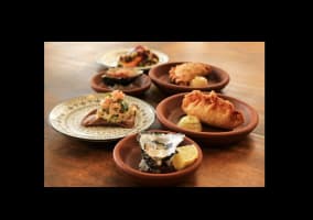 QUALITY RESTAURANT AND COCKTAIL BAR IN LORNE