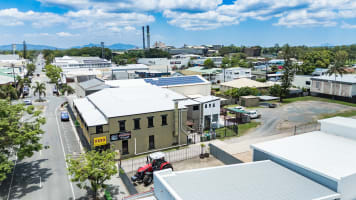 Grand Central Hotel Proserpine