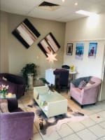 MAROOCHYDORE BEAUTY SALON.  SELLING AT A MODEST WIWO BASIS - BE QUICK!