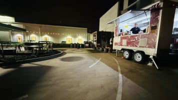 Rare Drive Through Acai & Food Truck Rental|Prime Location|700K Revenue
