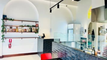 Fully Fitted Modern Pizzeria with Premium Fit-Out