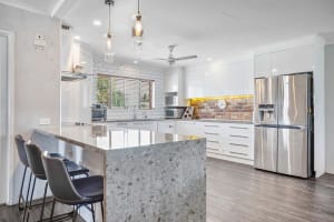 LIVE THE COASTAL DREAM WITH A PROVEN INCOME - 2885MF