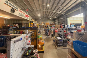 LEASEHOLD - Ovens Valley Parts Centre, Bright VIC - 1P0628