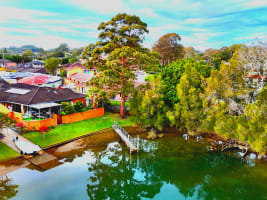 Riverside Waterfront Freehold or Passive Investment Motel Opportunity Port Macquarie NSW - 1131MF