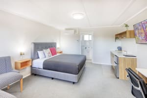 UNDER CONTRACT - Deniliquin Motel