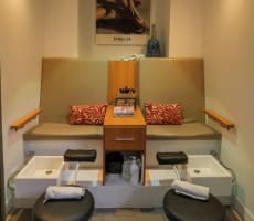 Award Winning Aesthetic Medi Spa Clinic/Beauty Salon | ID: 1370
