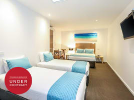 PRESTIGE LOCATION AND ACCOMODATION IN THRIVING VICTORIA’S SECOND LARGEST CITY - 2876MF