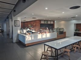 Perth Uni Cafe in Top Location