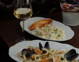 Contemporary Restaurant & Bar Restro & Bar - 5884