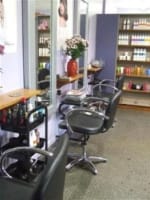 WELL ESTABLISHED HAIR SALON - EXCELLENT CLIENTELE BASE - GOOD TURNOVER - GOOD BUSINESS