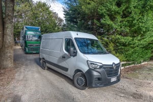 B4zqqdv2hoylcfwaleaf