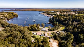 Fully Managed Freehold Accommodation Business in Iconic Strahan | Strong Returns