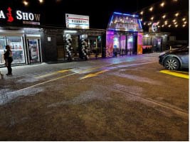 Acai and Ice Cream Shop and Coffee and Dessert Shop – Guildford