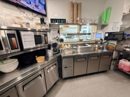 Licensed Corner Restaurant, 60+ Seats, Oracle Broadbeach