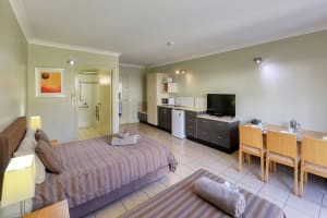 LONG TERM LEASE AND ESTABLISHED PROVEN TENANT - 2834MI