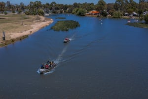 Award winning tourism business - watercraft hire Nagambie Lakes