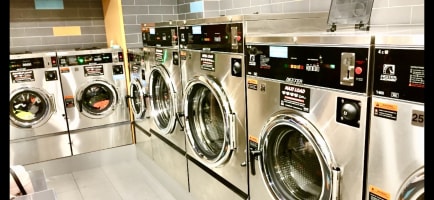 UNDER 3 YEARS OLD COIN LAUNDRY WITH DEXTER EQUIPMENTS TKG $3000 + PW
