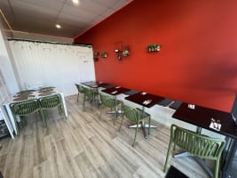 Mai Thai Restaurant for Sale
