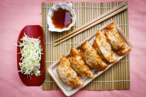 Beachside Rosebud Asian Dine-In & Takeaway | $35K Weekly sales in Peak Seasons [2512081]