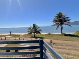 Money Maker Beachfront Leasehold, Walk to CBD And Lifestyle Business Opportunity - 2688ML