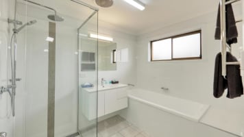 Motel & Serviced Apartments Leasehold for Sale - Stunning Presentation - Hilltops Region - EXCLUS...