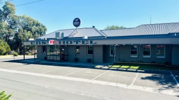 Well-Established Country Hotel in the Heart of Colac