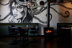 Successful, popular and reputable hospitality venue in a high-growth region