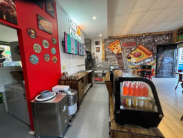 Authentic Neapolitan Pizzeria