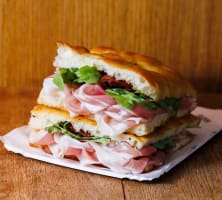 Own Melbourne’s Most Irresistible Takeaway
Italian Street Food Hotspot - Prahran Market