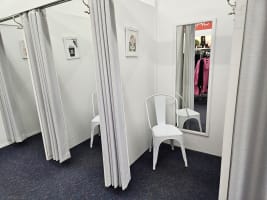 Retail Fashion and Accessories Store – East Gosford