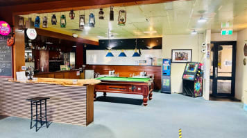 Well-Established Country Hotel in the Heart of Colac
