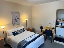 UNDER OFFER - Bamboo Motor Inn – Lakes Entrance, VIC