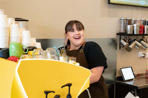 Anne's Pantry Bakery Cafe - Local Favourite - Prime Location