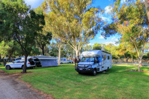 UNDER OFFER - Big4 Barham